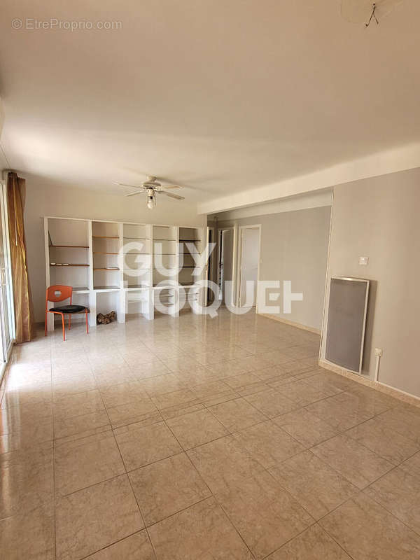 Appartement à MARSEILLE-15E