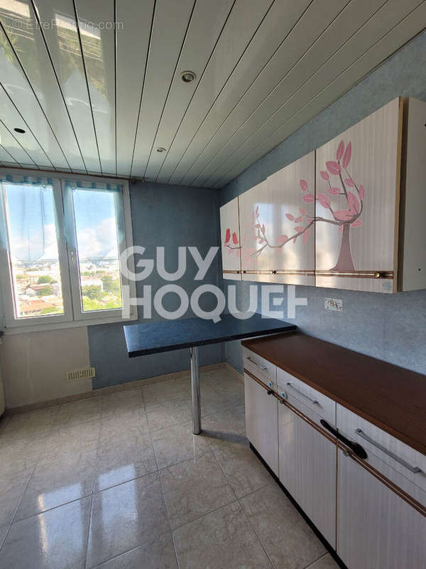 Appartement à MARSEILLE-15E