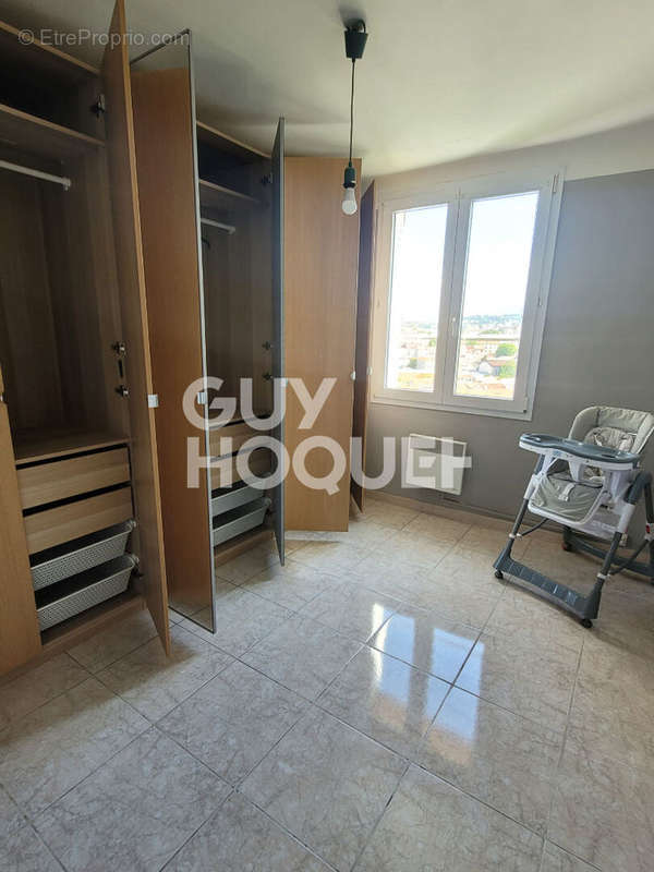 Appartement à MARSEILLE-15E