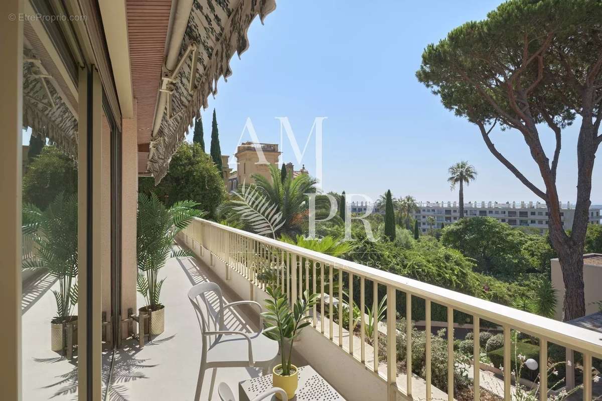 Appartement à CANNES