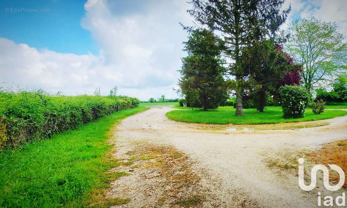 Photo 5 - Maison à CHEF-BOUTONNE