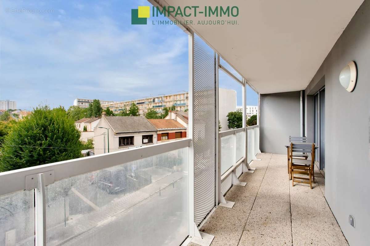 Appartement à COLOMBES