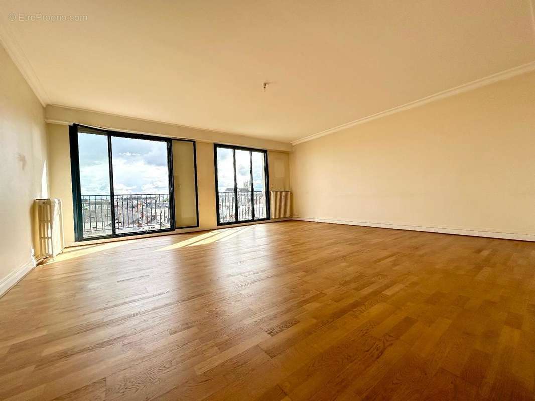   - Appartement à ANGERS