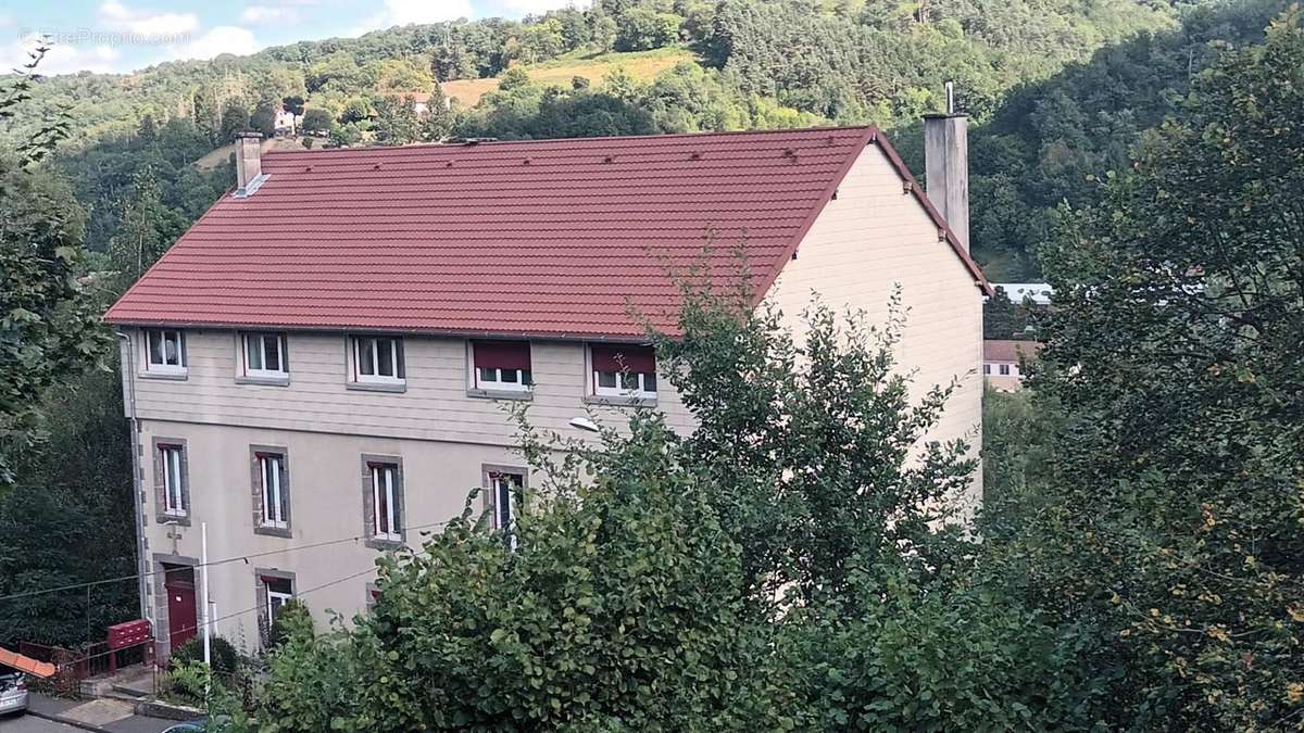 Appartement à PONTAUMUR