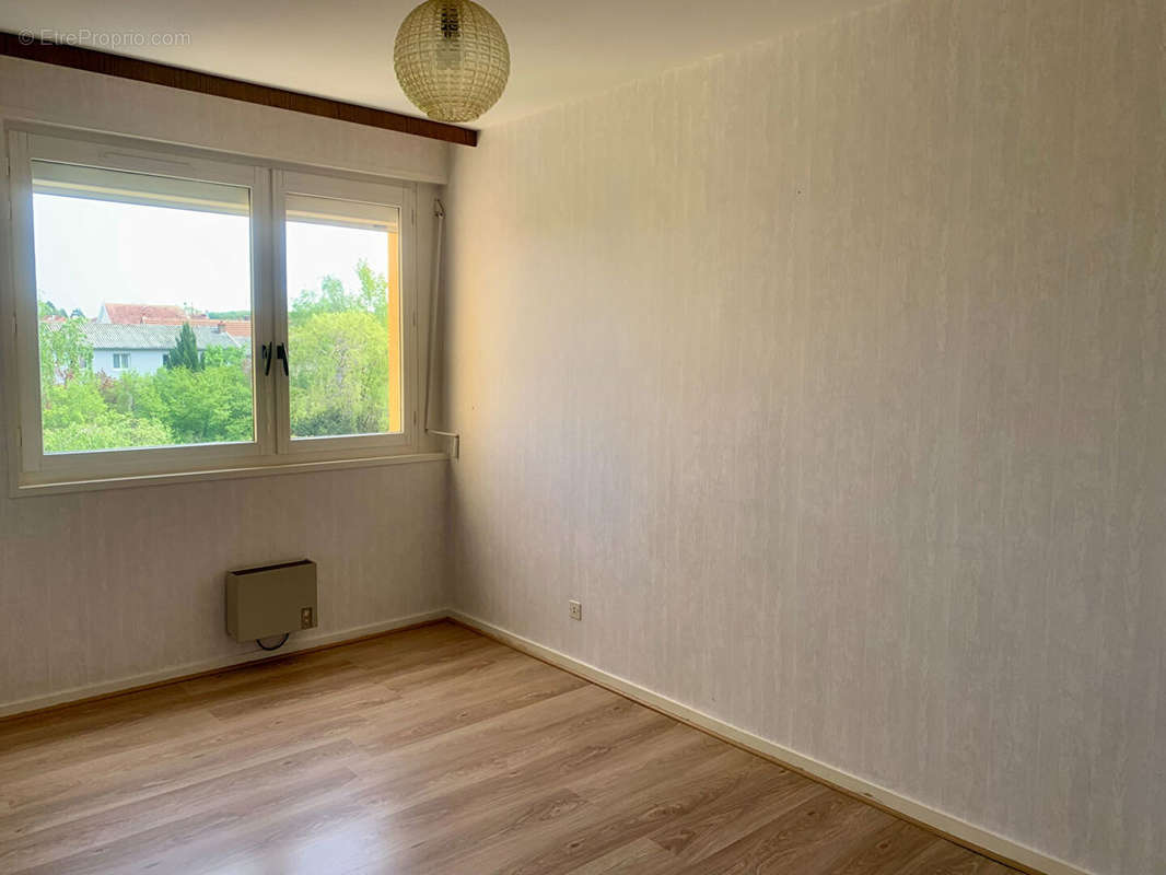 Appartement à MONTCEAU-LES-MINES