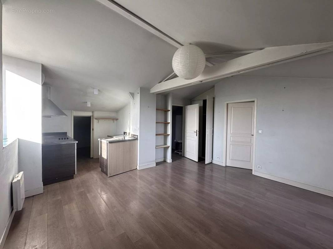 Appartement à BORDEAUX