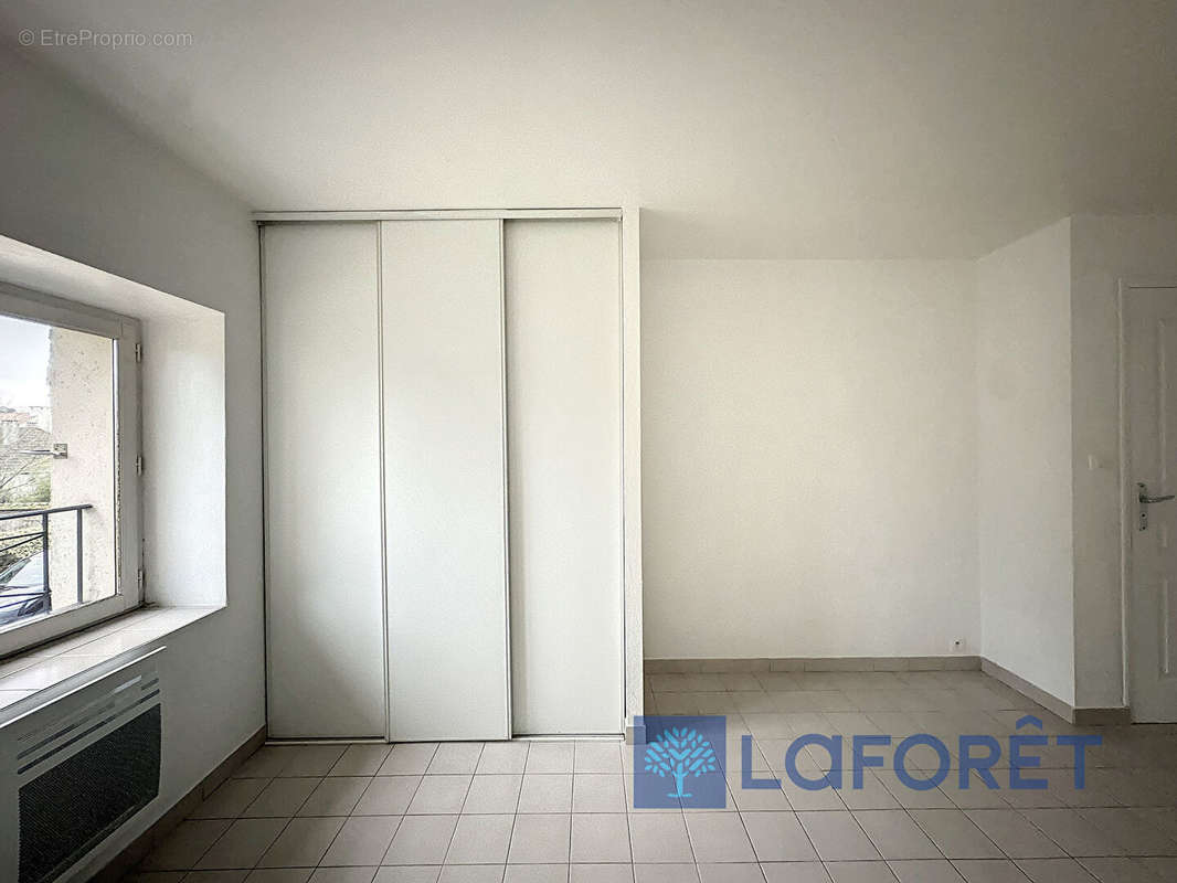 Appartement à SAINT-GERMAIN-LES-ARPAJON