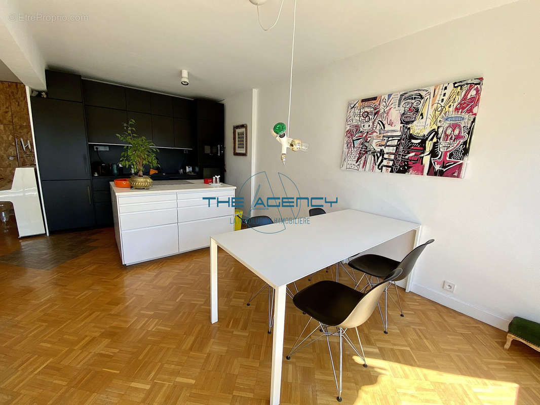 Appartement à MARSEILLE-8E