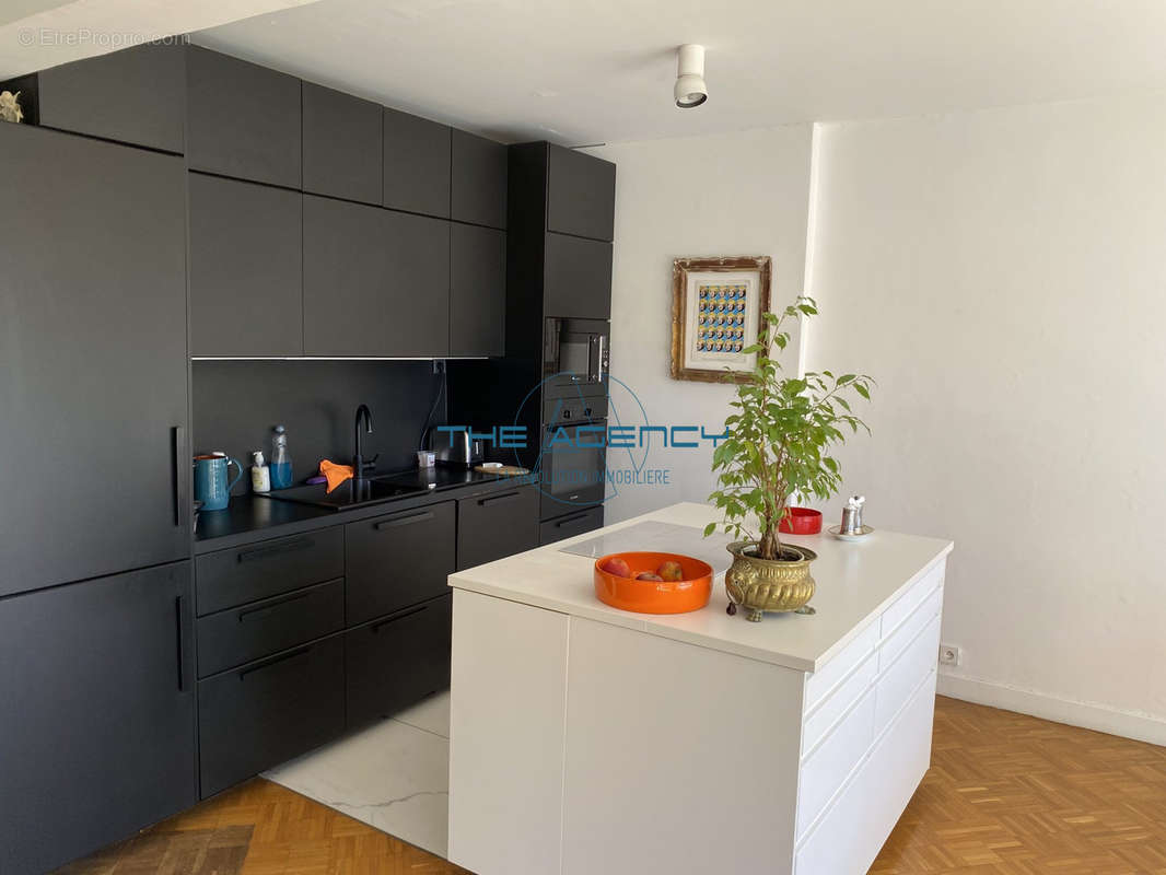 Appartement à MARSEILLE-8E