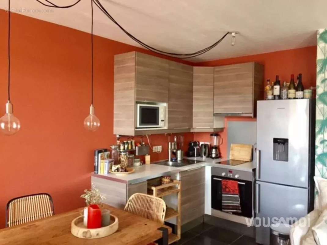 Appartement à COURBEVOIE