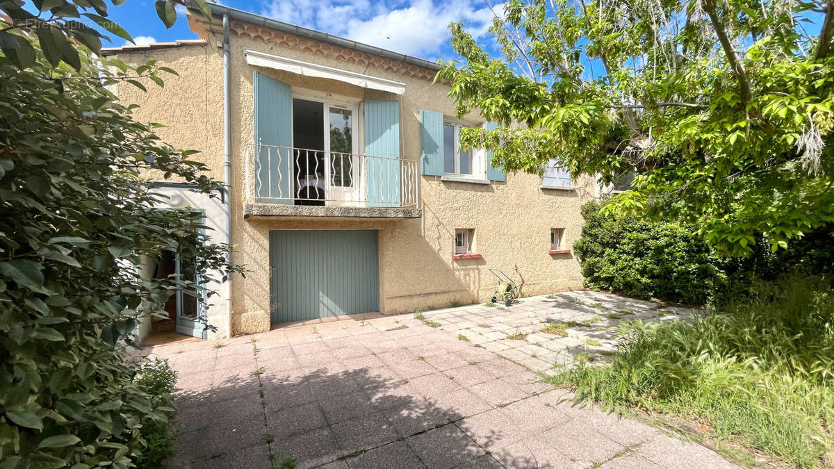 Maison à MONTEUX