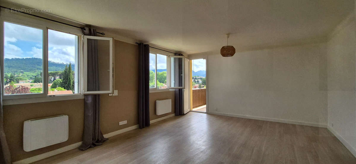 Appartement à BRIGNOLES