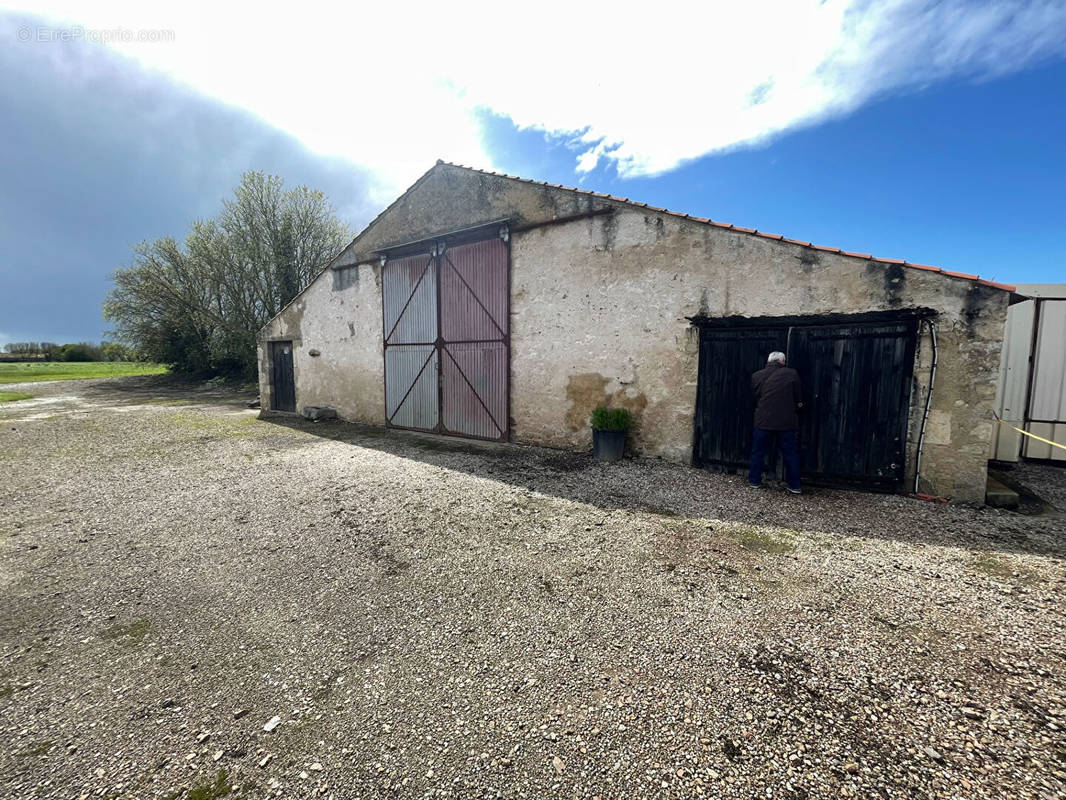 Maison à SAINT-VINCENT-SUR-JARD