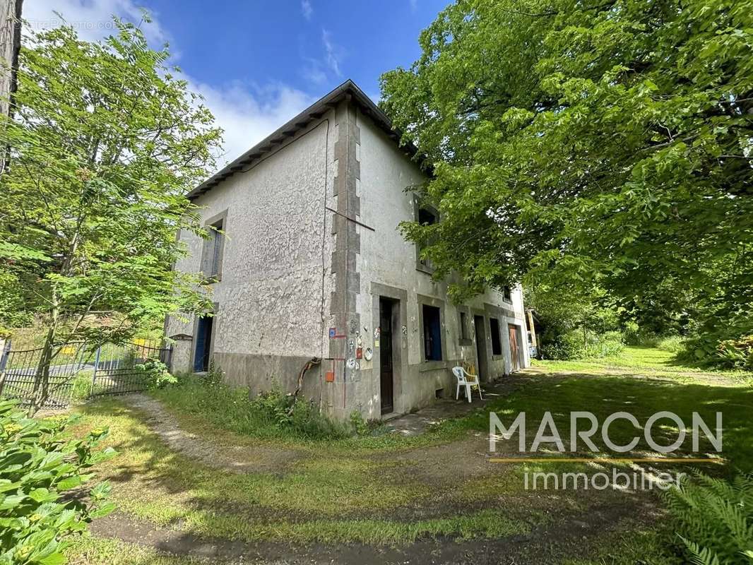 Maison à LA SOUTERRAINE