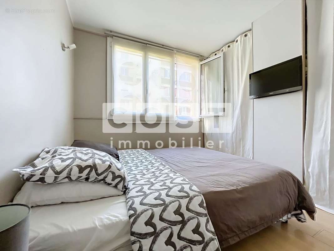 Appartement à COLOMBES