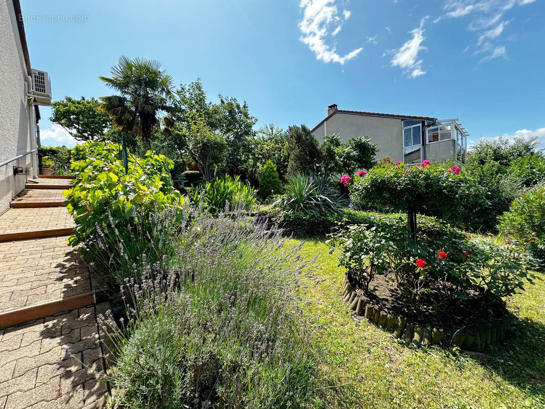 Maison à BEAUMONT