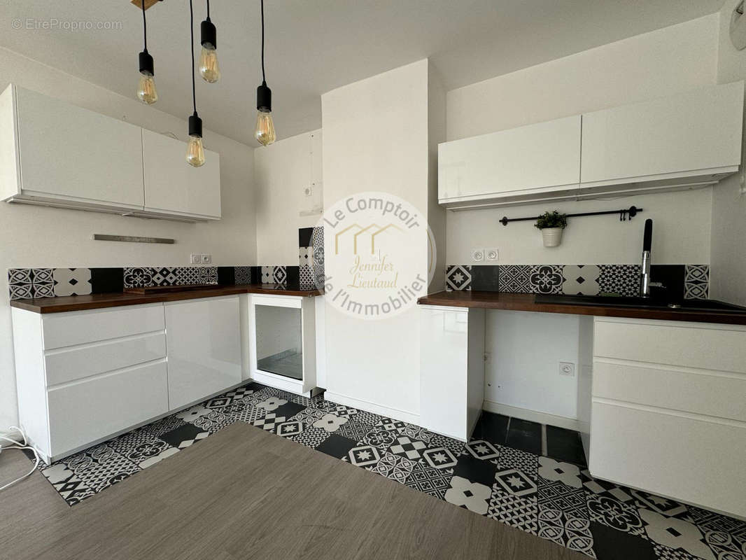 Appartement à MARSEILLE-9E