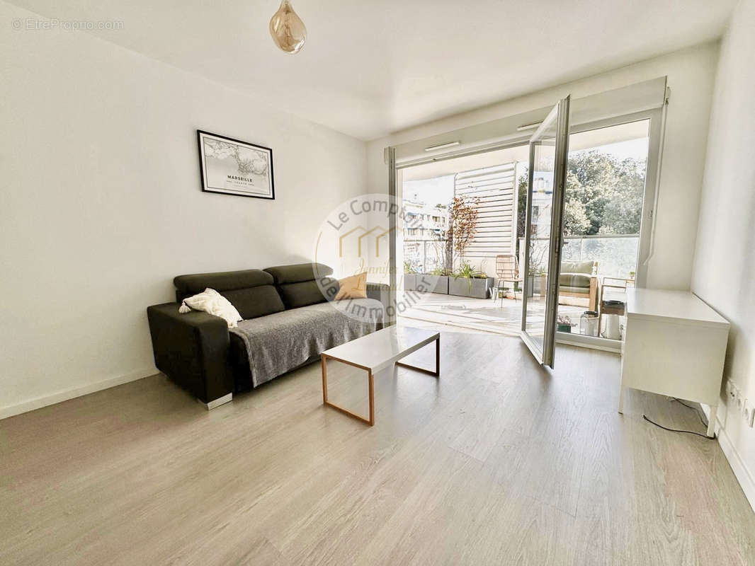 Appartement à MARSEILLE-9E