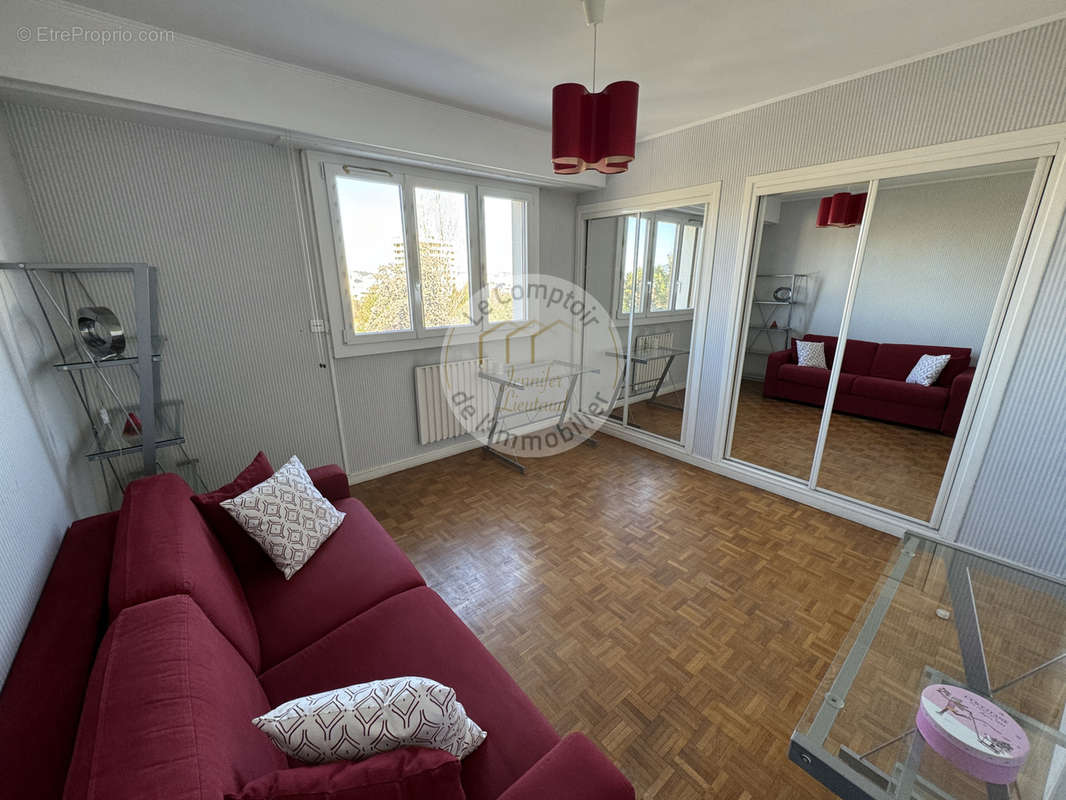 Appartement à MARSEILLE-9E