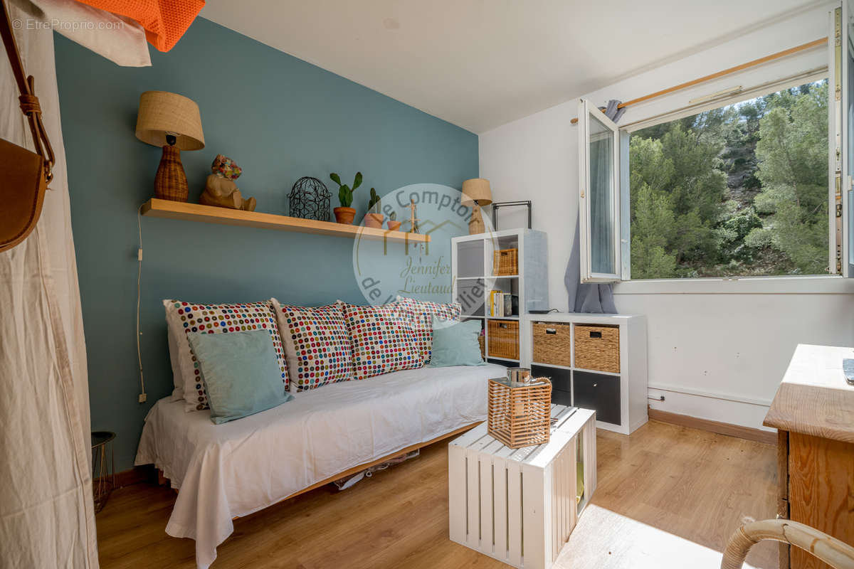 Appartement à MARSEILLE-9E