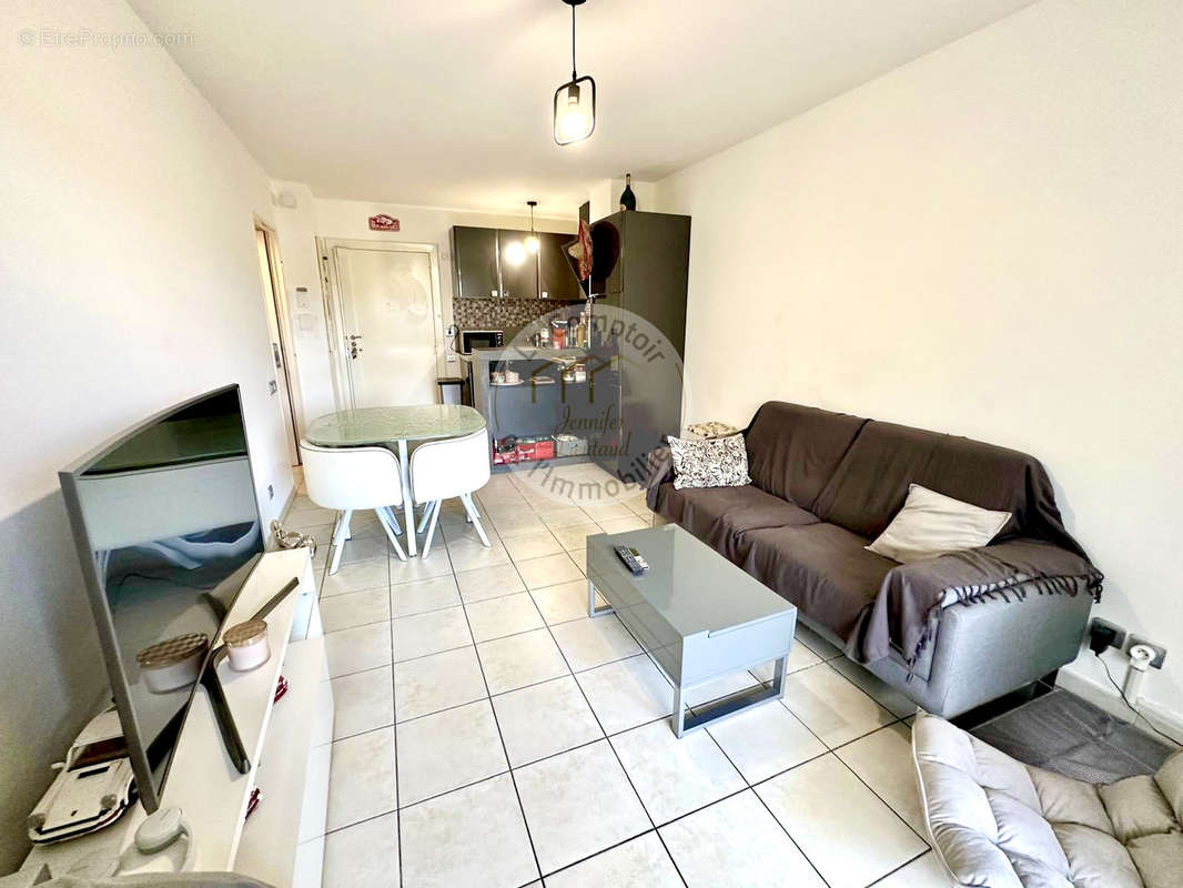 Appartement à MARSEILLE-8E