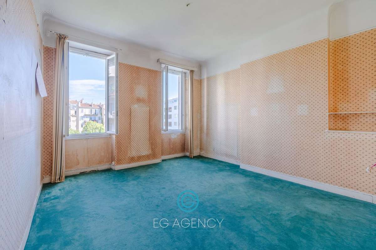 Appartement à MARSEILLE-8E