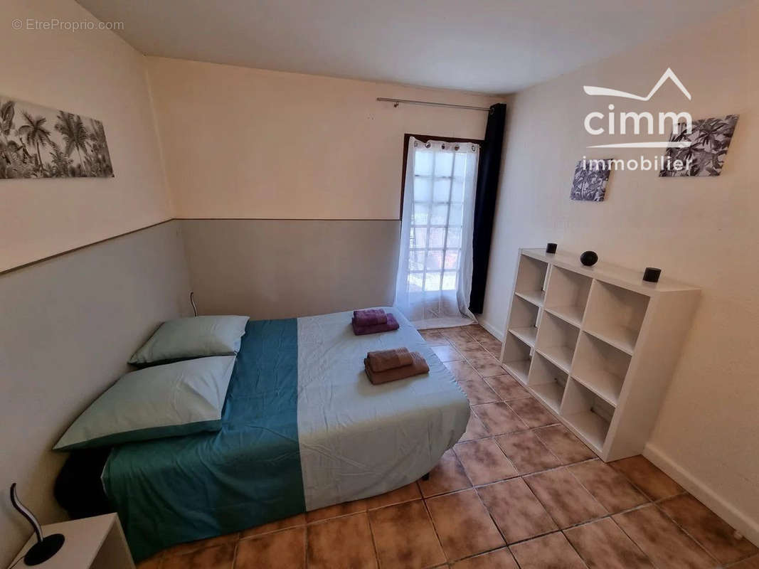 Appartement à SAINT-GENIES