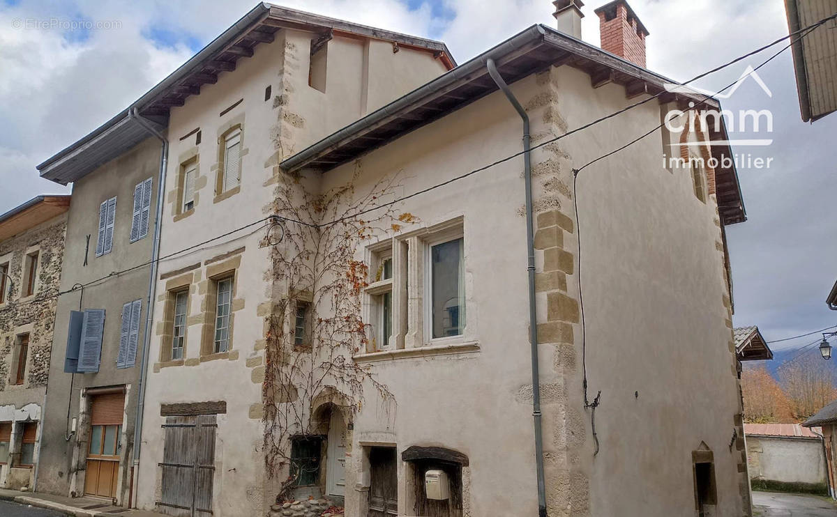 Maison à L&#039;ALBENC