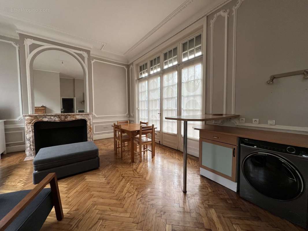 Appartement à LA MADELEINE