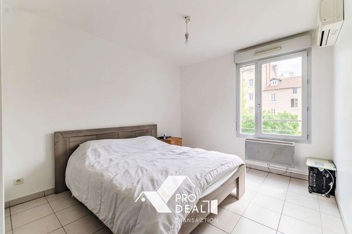 Appartement à LYON-8E