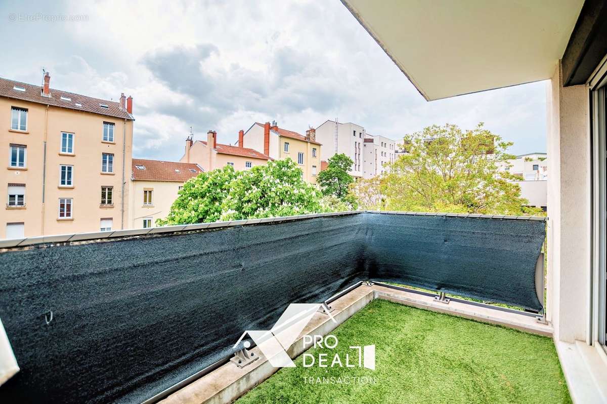 Appartement à LYON-8E