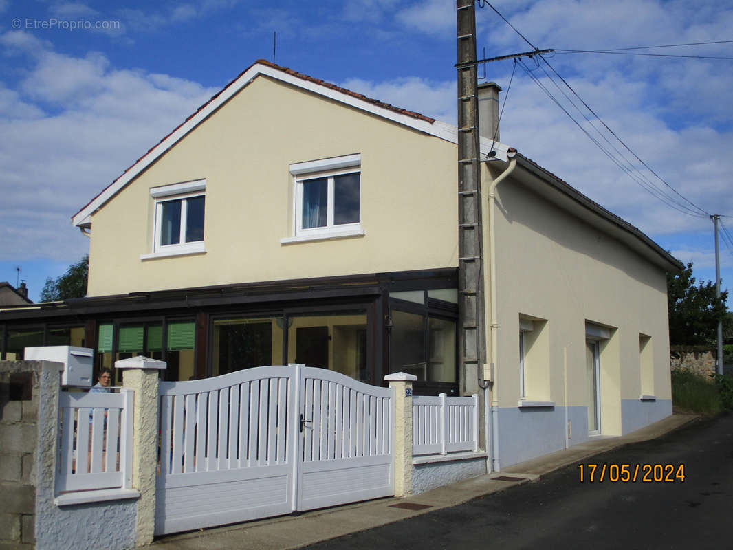 Maison à CEAUX-EN-COUHE