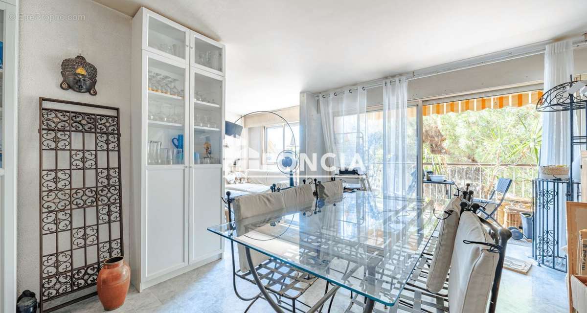 Appartement à CAGNES-SUR-MER