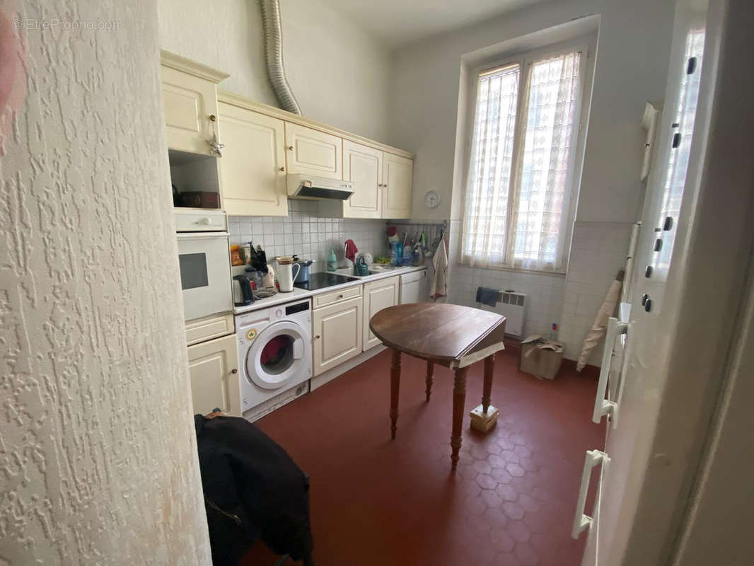 Appartement à HYERES