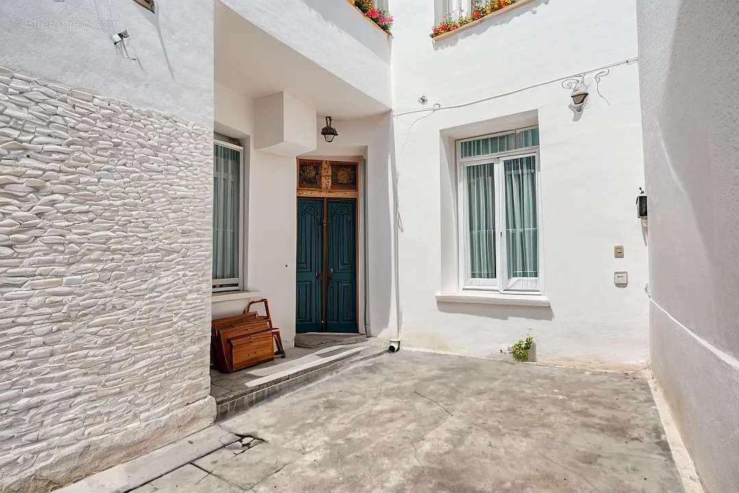 Appartement à BEZIERS