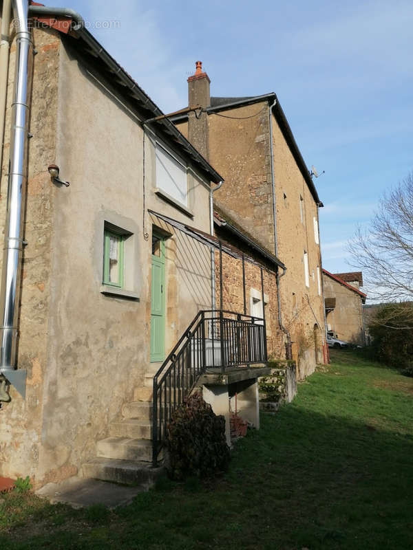 Maison à LA GRANDE-VERRIERE