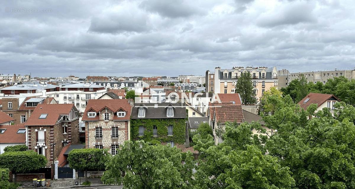 Appartement à COURBEVOIE