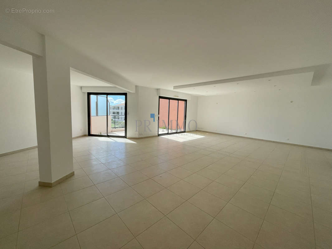 Appartement à SAINT-RAPHAEL