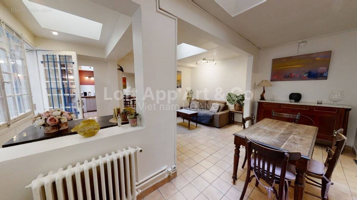 Appartement à PARIS-17E