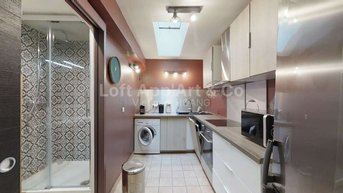 Appartement à PARIS-17E