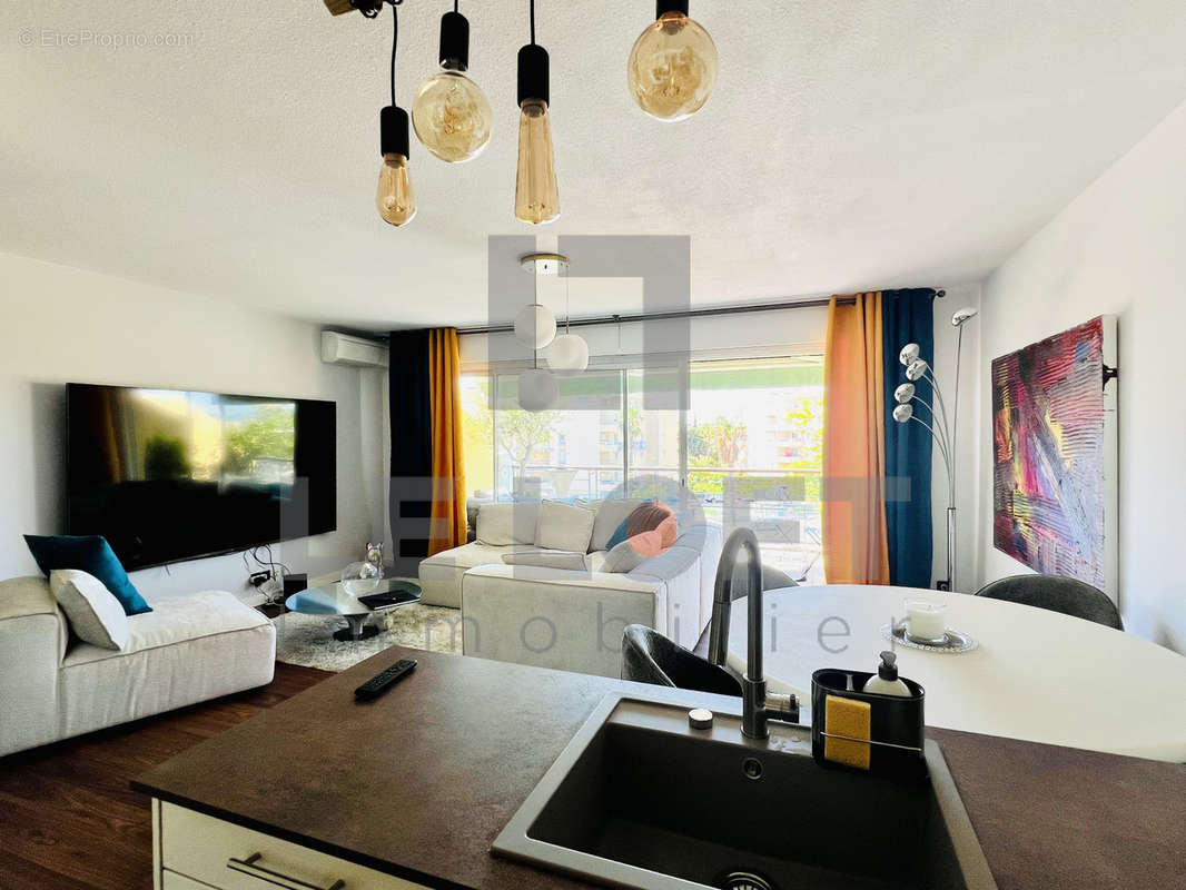 Appartement à FREJUS