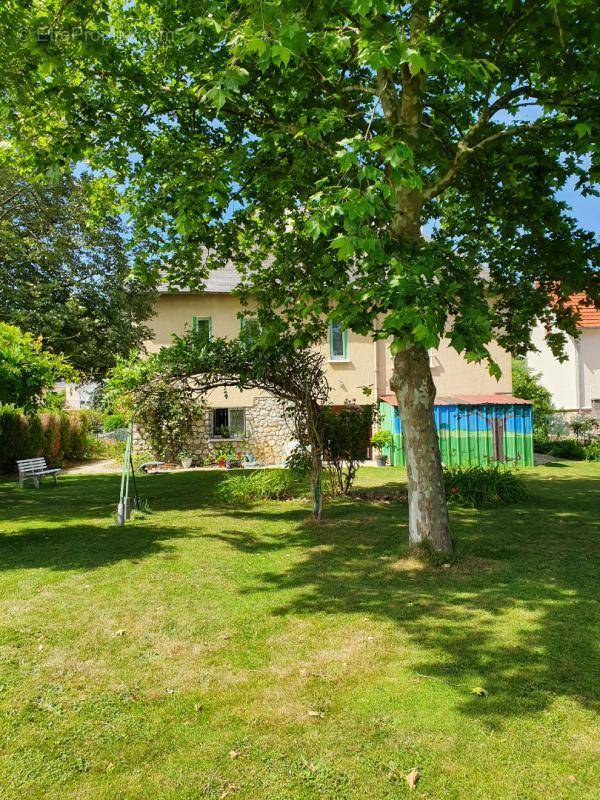 Maison à ARGENTON-SUR-CREUSE