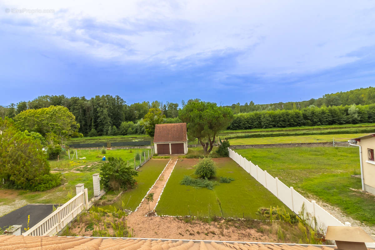 Maison à GIEVRES