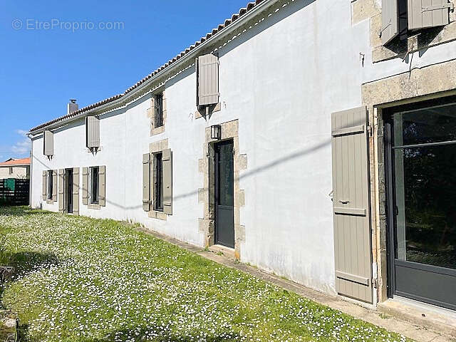 Maison à FERRIERES