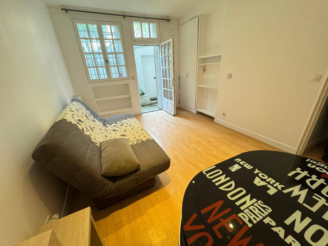 Appartement à PARIS-12E