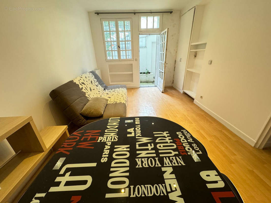 Appartement à PARIS-12E