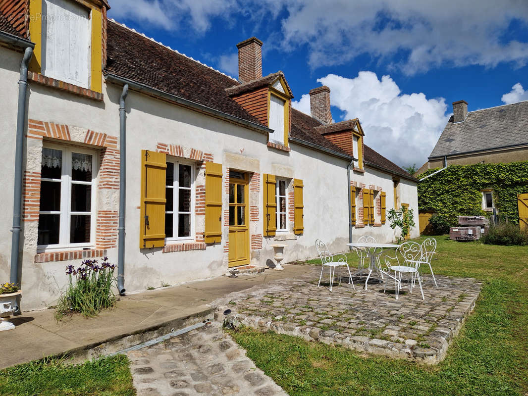 Maison à SAINT-DENIS-EN-VAL