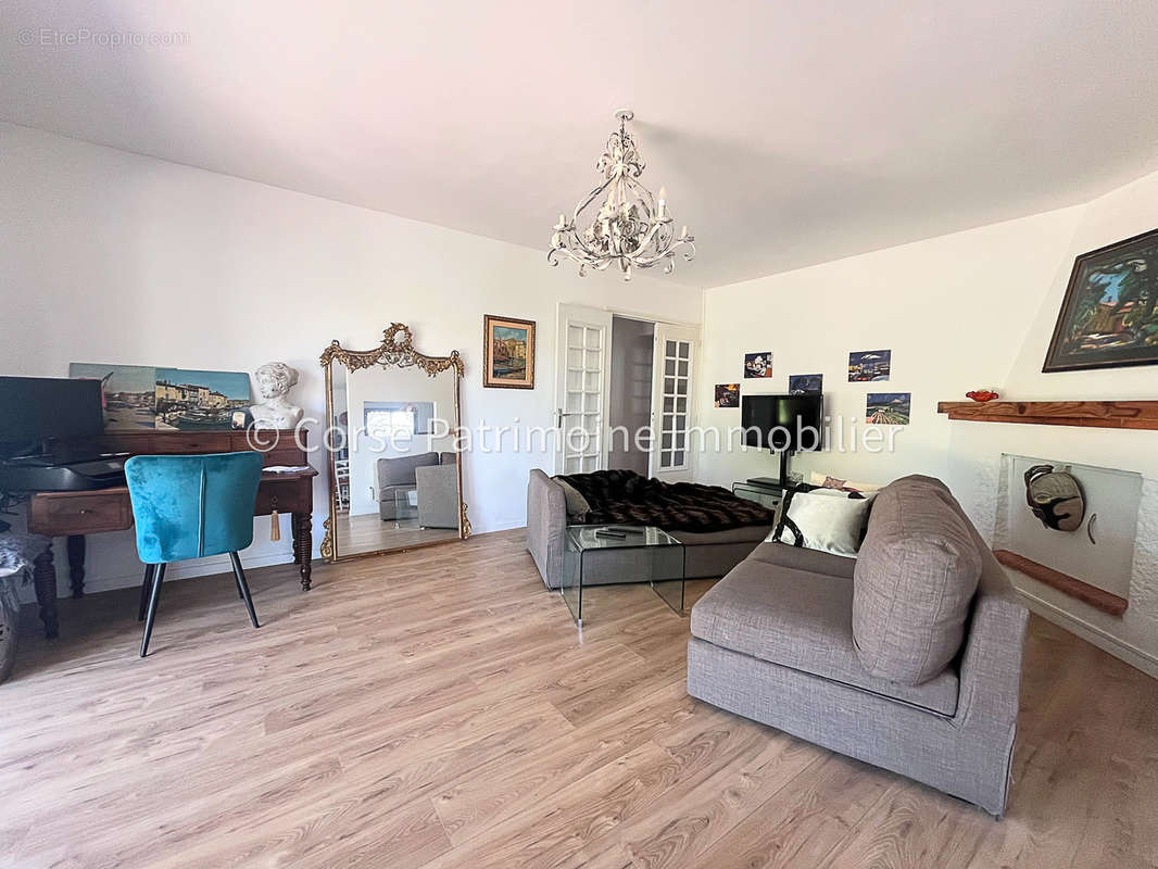 Appartement à PORTO-VECCHIO