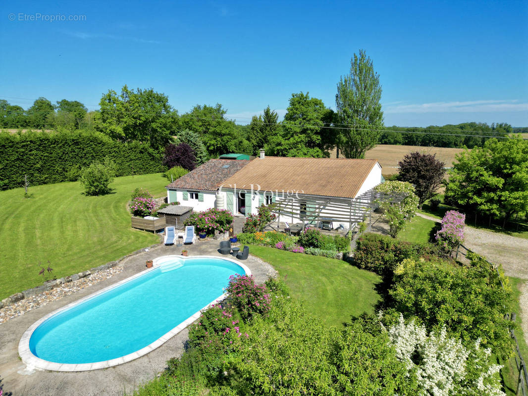 Maison à LEVIGNAC-DE-GUYENNE