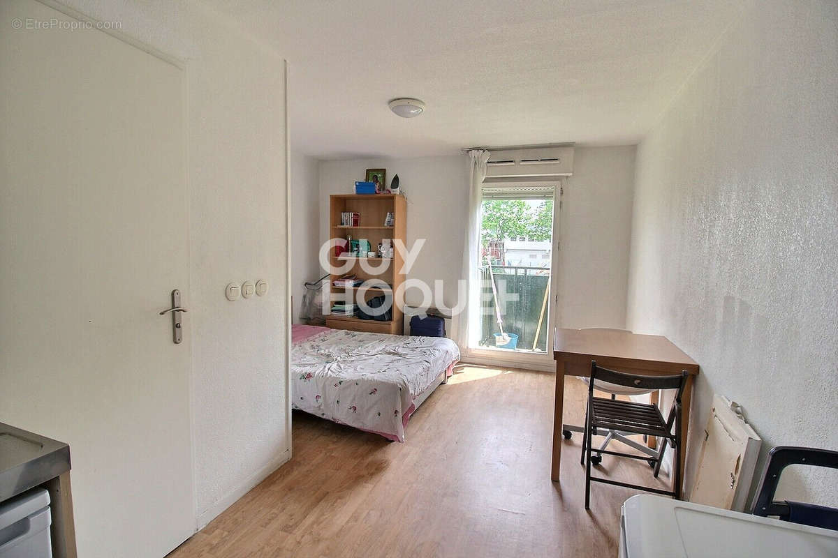 Appartement à VILLETANEUSE